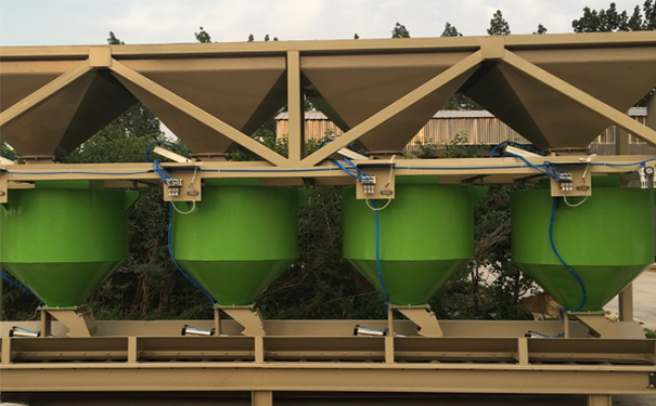 自動配料設備在眾多生產領域中展現了其獨特的優勢